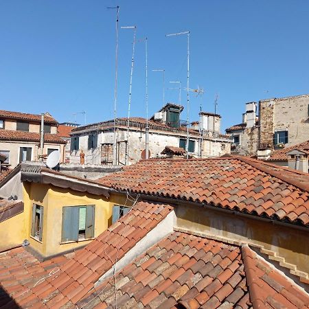 Vivaldi Apartment Velence Kültér fotó
